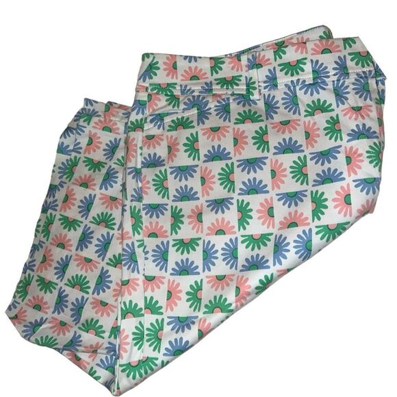 Talbots perfect shorts! New! Cute style and daisy pattern! - Picture 5 of 8